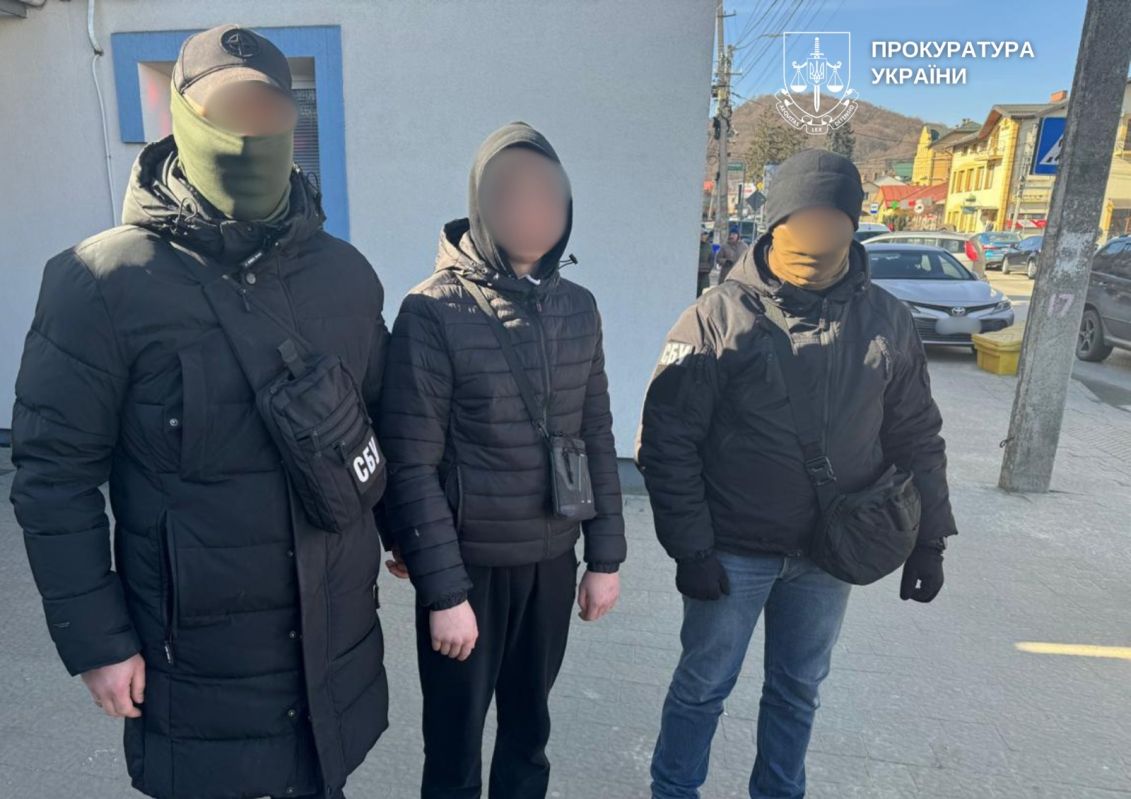 У Києві двох молодиків засудили до 10 і 15 років за диверсію на залізниці, яку вони вчинили за $100 