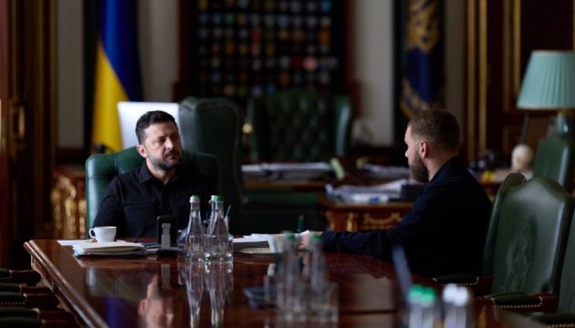  Зеленський обговорив з Волинським необхідні для ветеранської політики зміни 