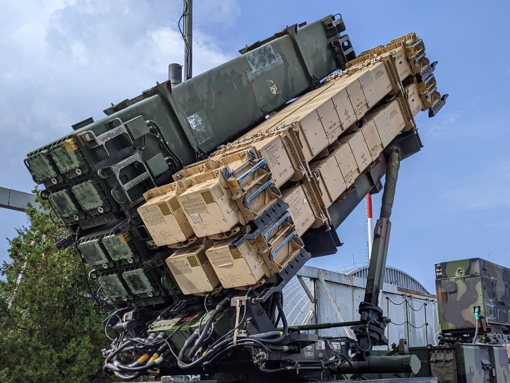  Девʼять держав ЄС вимагають закупити Україні ракети ППО у США на кошти з 90 млрд євро 