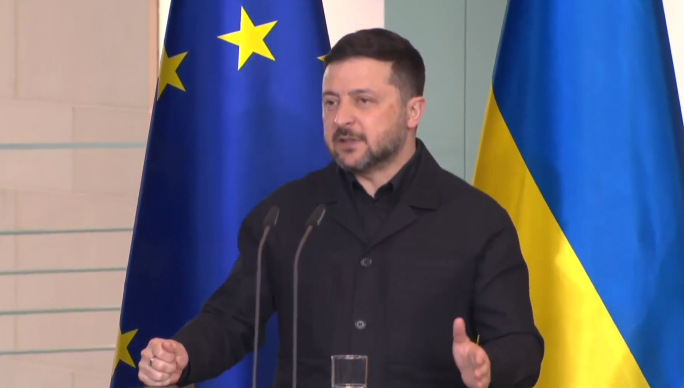 Зеленський розповів, чи Україна залежна від поставок американської зброї 