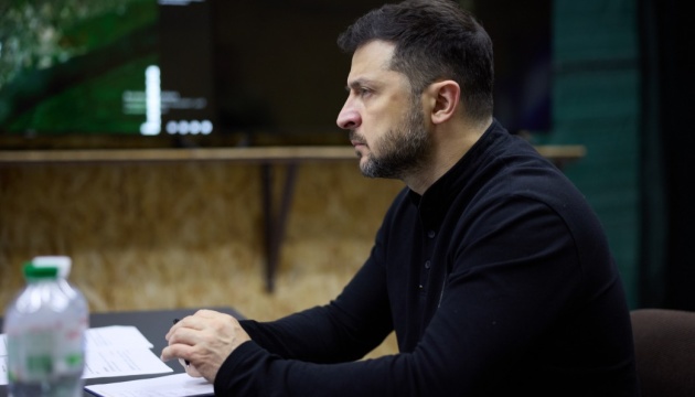  Україна продовжує підготовку зустрічі у тристоронньому форматі - Зеленський 