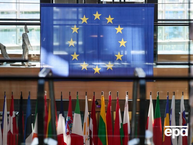  Рада ЄС підтримала повну відмову від нафти і газу з РФ, Угорщина та Словаччина – проти 