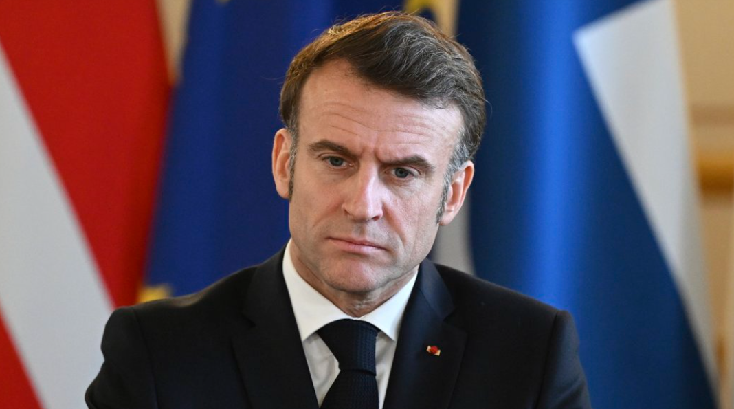  Макрон засудив обстріл РФ по Києву, внаслідок якого загинули люди 