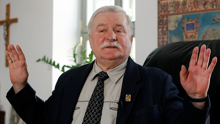  Експрезидент Польщі обурений підсумками виборів: демократія в країні зазнала краху 