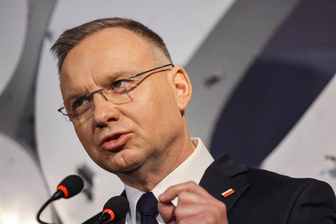  Дуда очікує від Трампа реальних кроків для завершення війни в Україні 