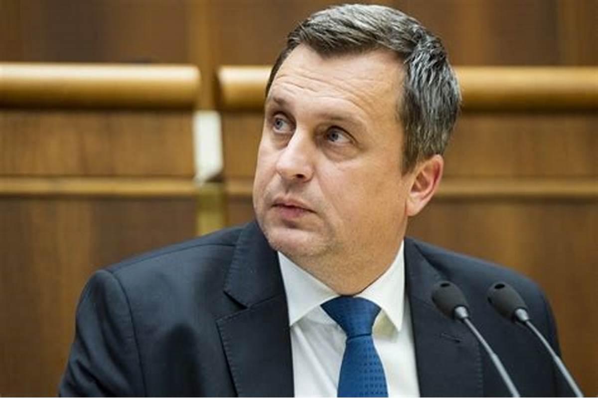  У Словаччині обурились, що в Аушвіц запросили "прихильника Бандери" Зеленського, а не РФ 
