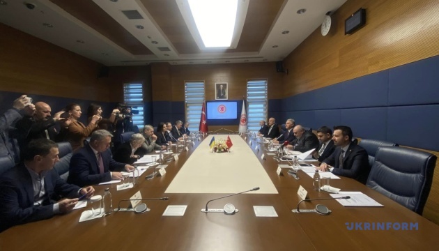  Питання Криму як частини України є пріоритетним для Туреччини - група дружби турецького парламенту 