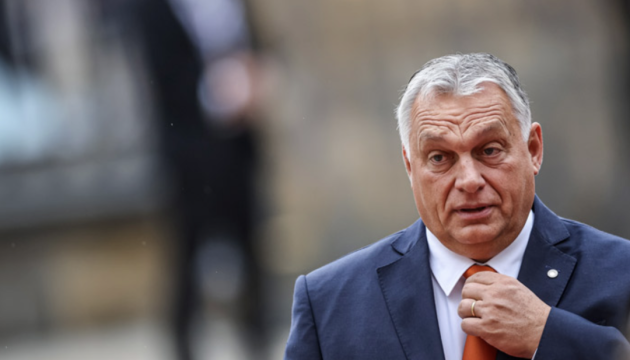  Орбан звинувачує ЄС у спробі держперевороту 