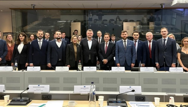  Україна обговорює у Брюсселі фінансовий контроль для вступу в ЄС 