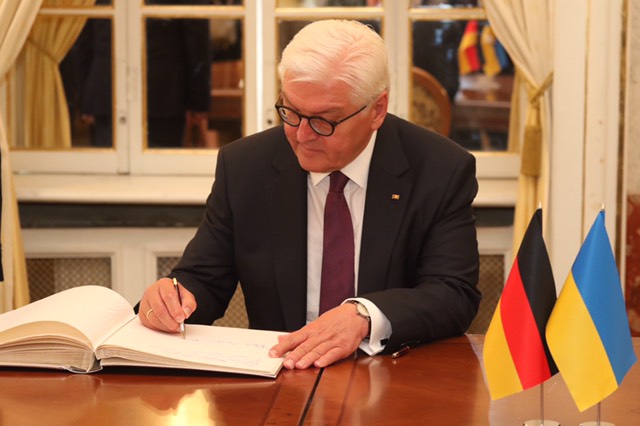  Президент Німеччини схвалив покарання за кермування під дією канабісу 