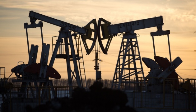  Нафта дешевшає на тлі інформації про те, що Саудівська Аравія у лютому знизить ціни 