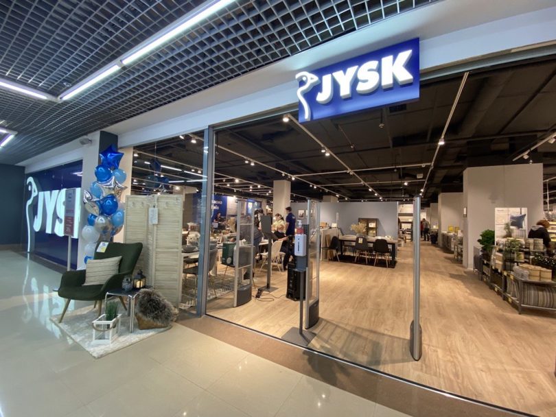  Данська мережа меблевих магазинів JYSK відкрила у Києві оновлений магазин 