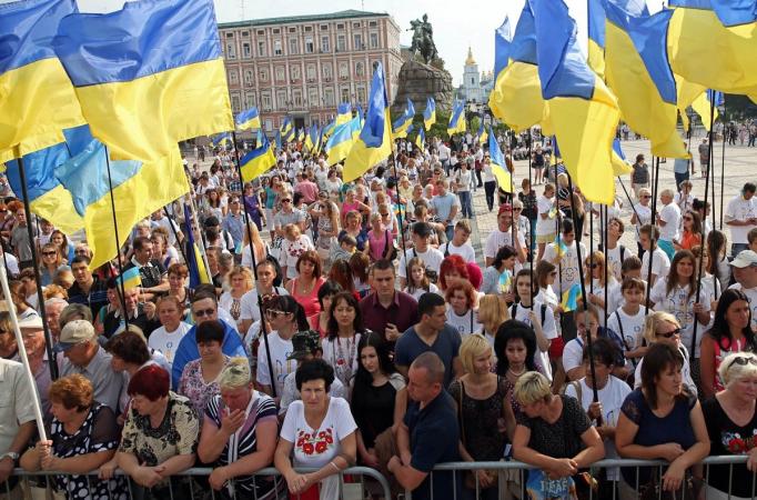  Українці суттєво знизили запити, тому майже не змінили оцінку свого добробуту - дослідження  