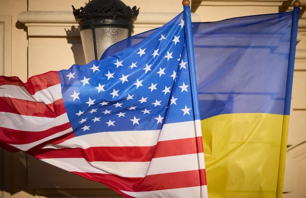  У Байдена схвалили ідею мирного саміту без участі Росії 