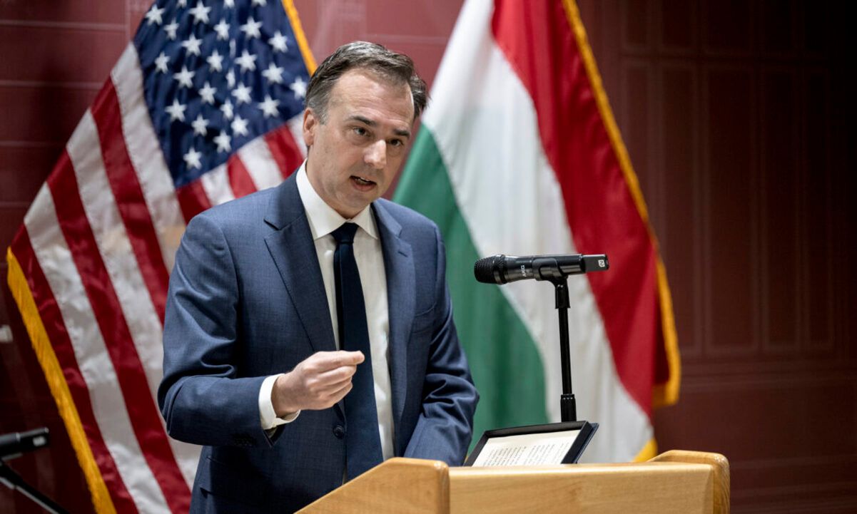  "Якщо Путін припинить - війна закінчиться": посол США тицьнув Угорщину носом у реальність 