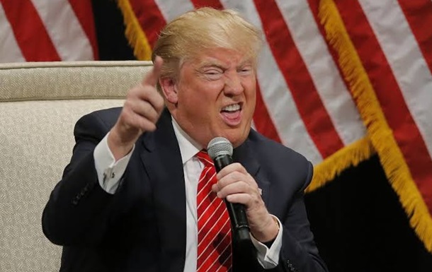  Трамп заявив, що задля уникнення війни віддав би РФ частину України 