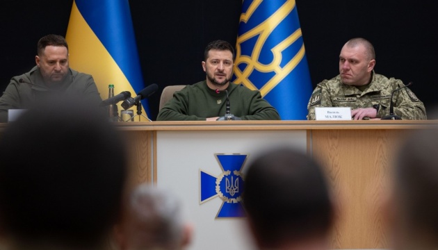  Зеленський представив колективу СБУ нового очільника 