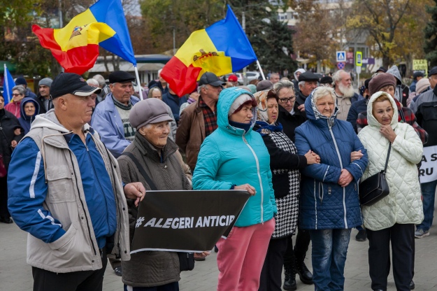  Партія проросійського експрезидента Молдови повторила "суботу протестів" у кількох містах 
