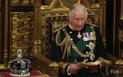  Принц Чарльз впервые заменил Елизавету II на открытии парламента Британии 