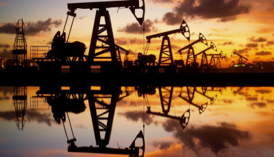 Нафта подешевшала через несподіване зростання запасів в США