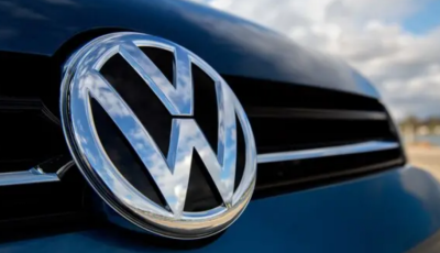 Volkswagen повертається в Росію через Китай, але не визнає цього
