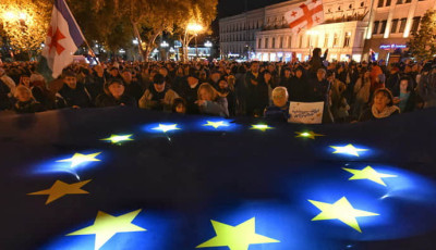 Тбілісі між двох вогнів: що може визначити переможця виборів у Грузії
