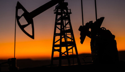 Нафта дешевшає попри скорочення запасів у США