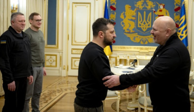 Зеленський зустрівся з прокурором Міжнародного кримінального суду Ханом