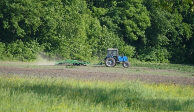 Українські аграрії вже засіяли 94% від прогнозованих площ ярих зернових