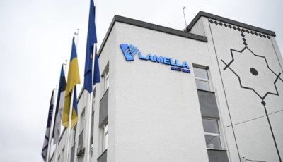 На закарпатському підприємстві пояснили, чому чекають на роботу працівників із Бангладеш