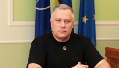 Кожна розмова Зеленського з іноземними лідерами починається з теми ракет - Жовква