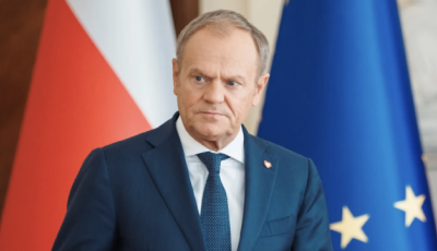 Туск назвав ідіотами або зрадниками поляків, які радіють успіху АдН у Німеччині