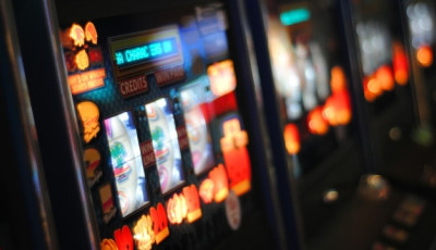 «ПлейСіті» анулювало ліцензію Favbet на організацію роботи залів гральних автоматів