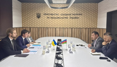 Азербайджан запропонував нові маршрути для експорту української агропродукції