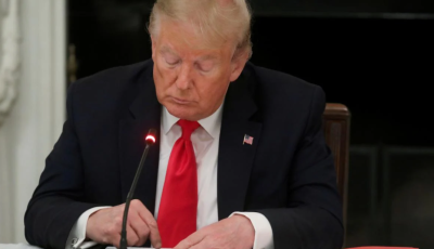 Трампа судитимуть за зберігання секретних документів у розпал президентської кампанії