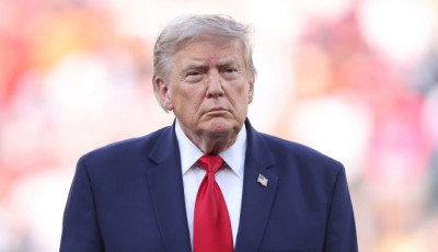 Сенатори США вимагають від адміністрації Трампа відновити санкційний тиск на Росію