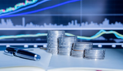 У жовтні українці поклали на депозити понад 200 мільйонів доларів та мільярд гривень