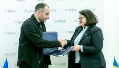 Україна і Молдова підписали угоду про будівництво мосту через Дністер