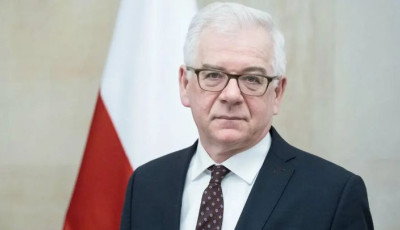 Ексглава МЗС Польщі критикує уряд за завчасну відмову від участі у 
